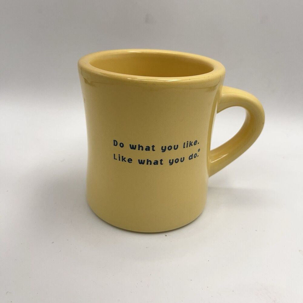 LIFE IS GOOD Yellow Coffee Cup Mug Jake Guy Relaxed in Adirondack Chair 12 oz. - Picture 3 of 9